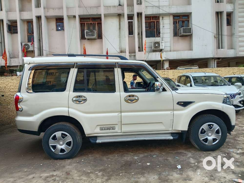 Mahindra Scorpio S3, 2019