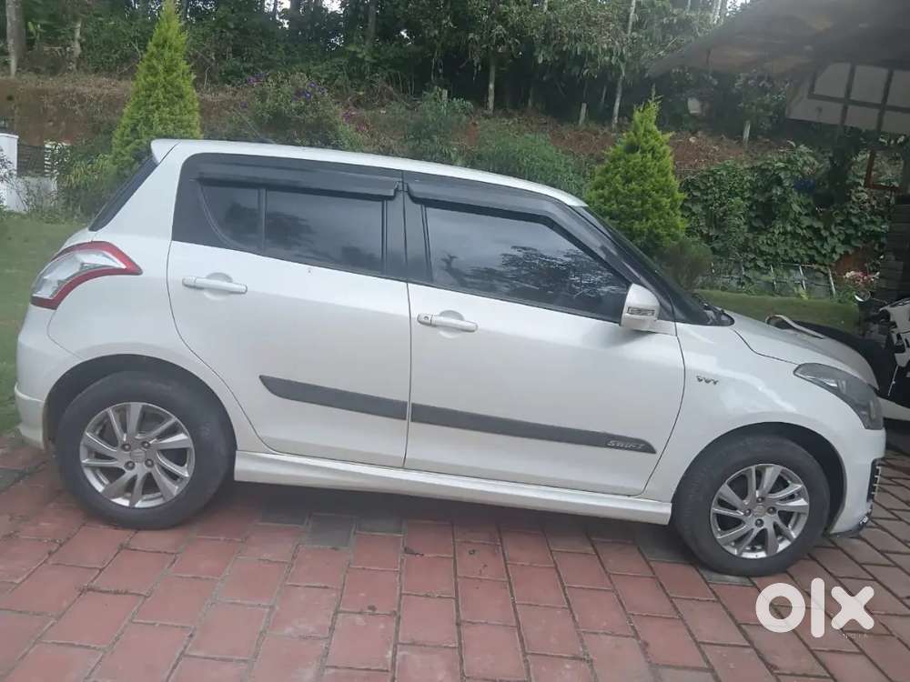 Maruti Suzuki Swift 1.3 Zxi 2014 Abs