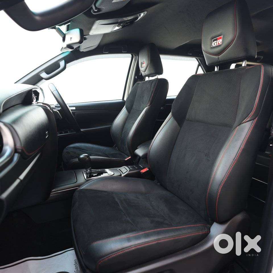 Toyota Fortuner 2.8 Gr-s, 2023, Diesel