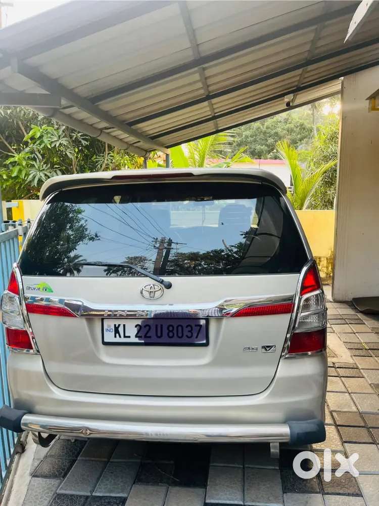 Toyota Innova 2015 Diesel Well Maintained