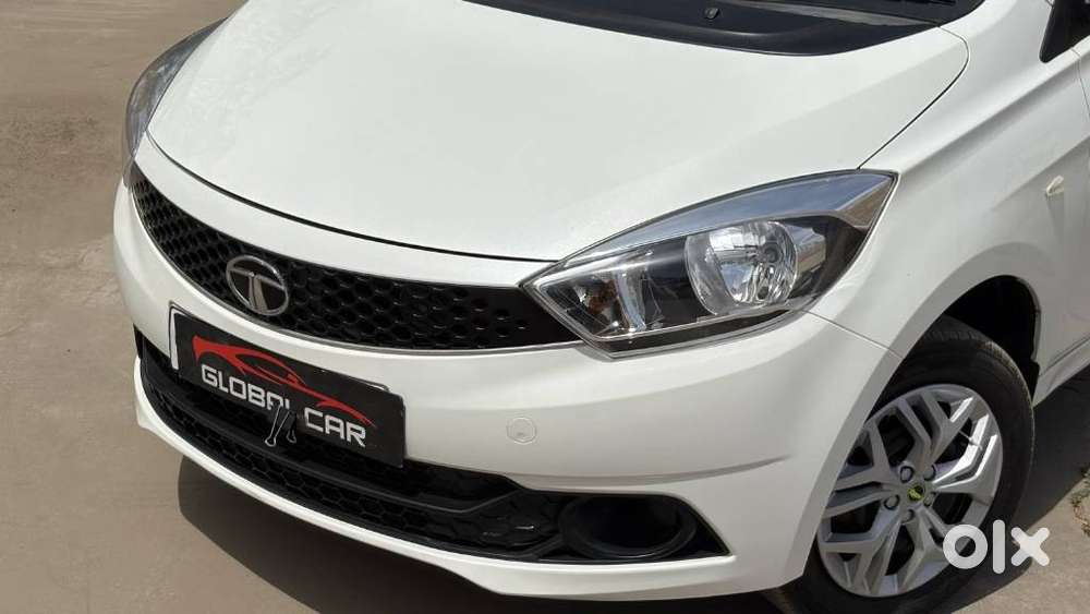Tata Tiago 1.2 Revotron Xt (o), 2017, Petrol