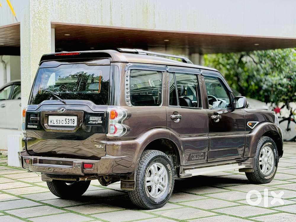 Mahindra Scorpio Vlx 2wd Bsiv, 2011, Diesel