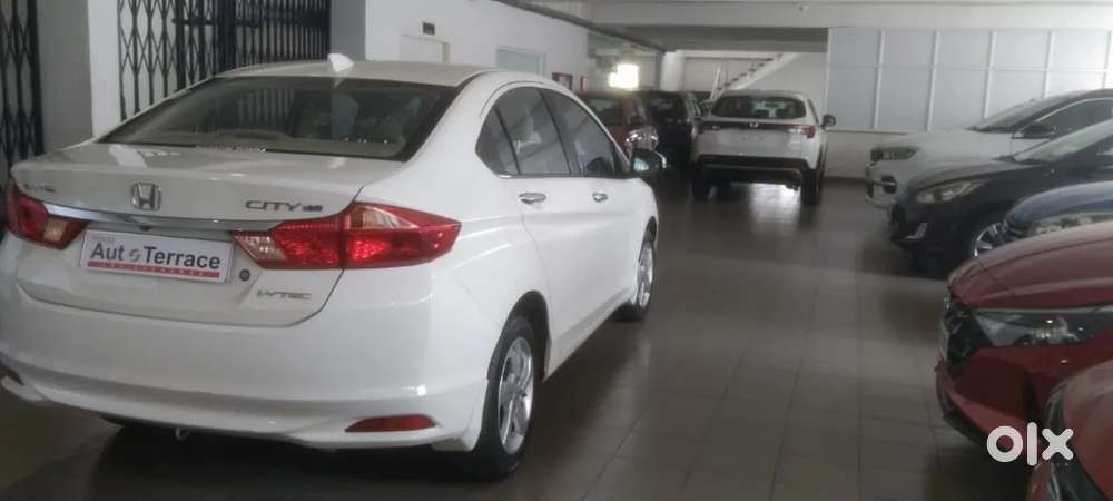 Honda City 1.5 V 4th Gen I-vtec Mt, 2014, Petrol