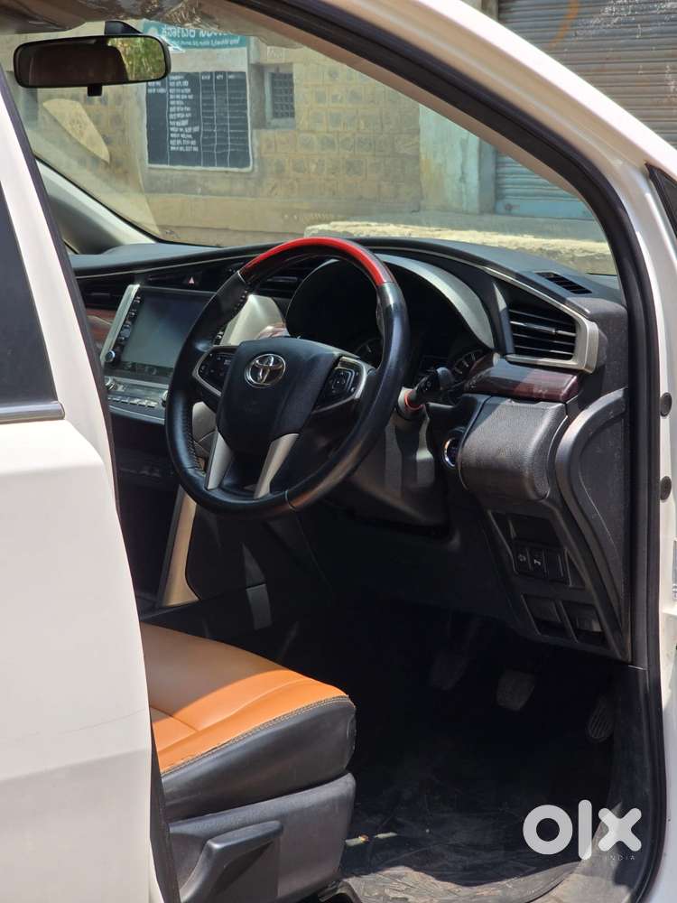 Toyota Innova Crysta 2.4 V 7 Str, 2022, Diesel