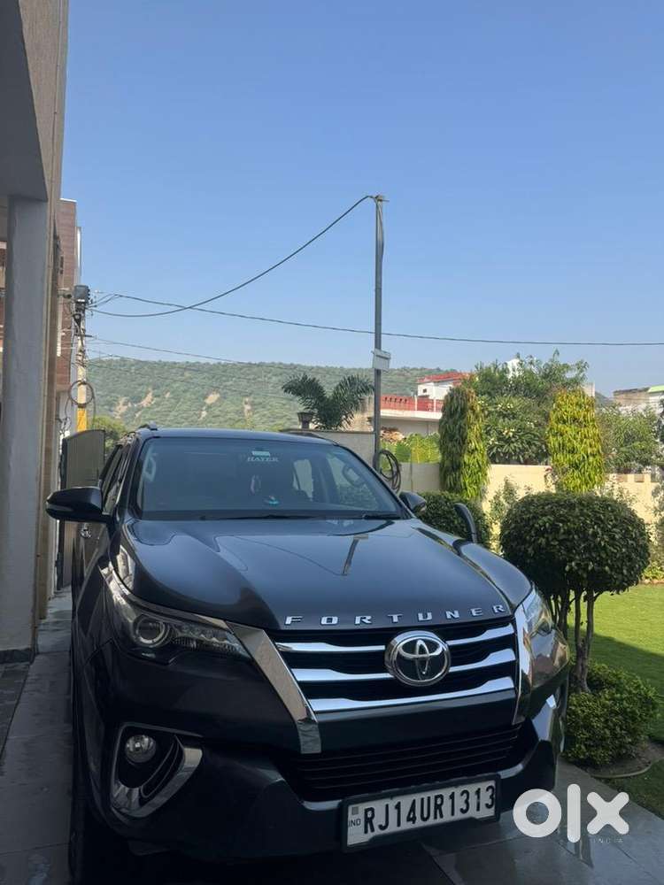 Toyota Fortuner 2016 Diesel Well Maintained