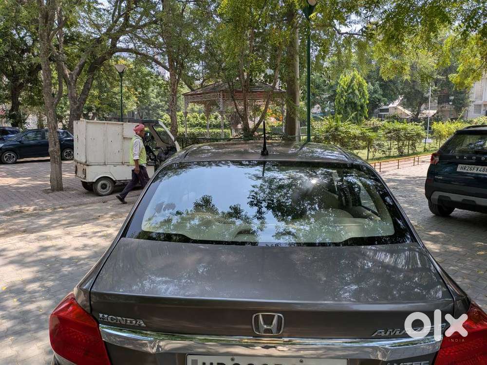 Honda Amaze 2014 Petrol Well Maintained