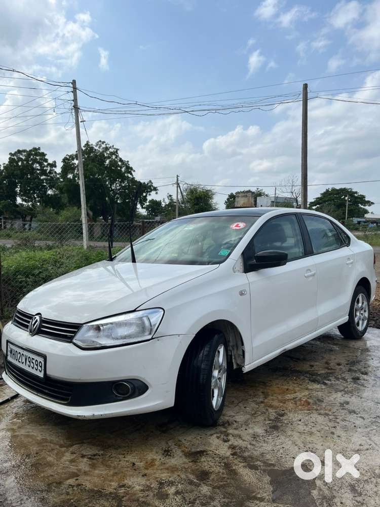 Volkswagen Vento Highline 1.6l Petrol 2013