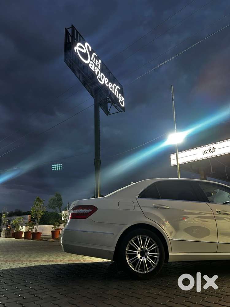Mercedes Benz E- Class E220 Cdi