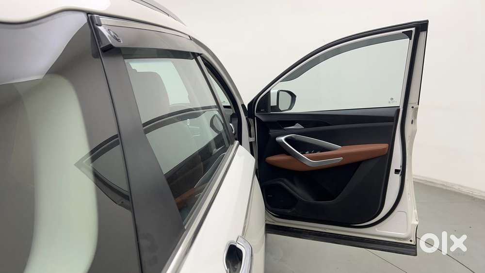 Mg Hector Plus 1.5 Sharp Turbo Cvt 6 Str, 2021, Petrol