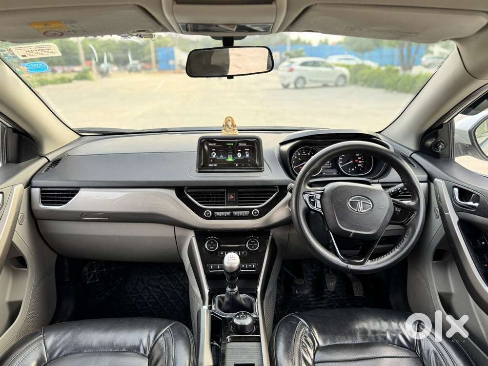 Tata Nexon 1.2 Revotron Xz Plus Dual Tone, 2019, Petrol