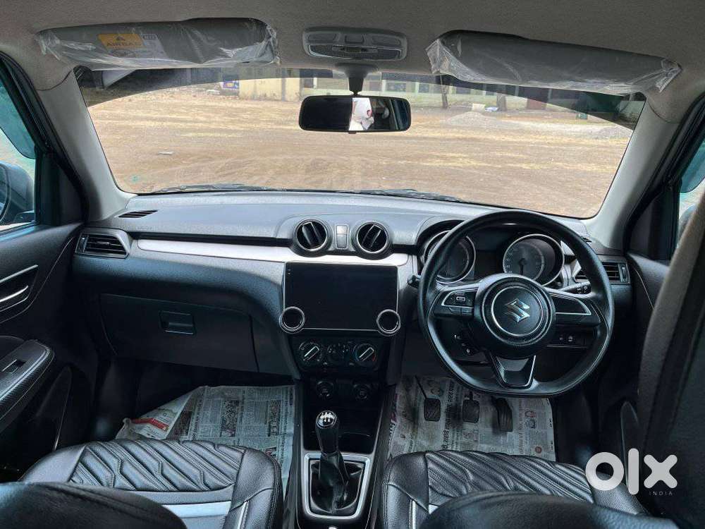 Maruti Suzuki Swift Vxi + Manual, 2022, Petrol