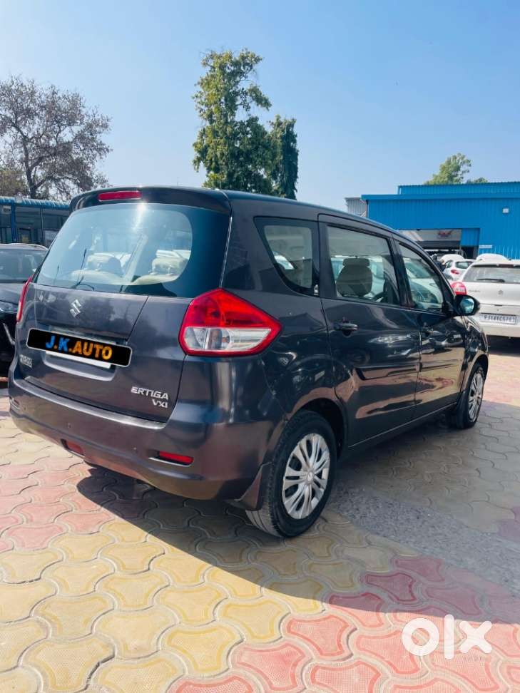Maruti Suzuki Ertiga 1.5 Vxi, 2013, Petrol