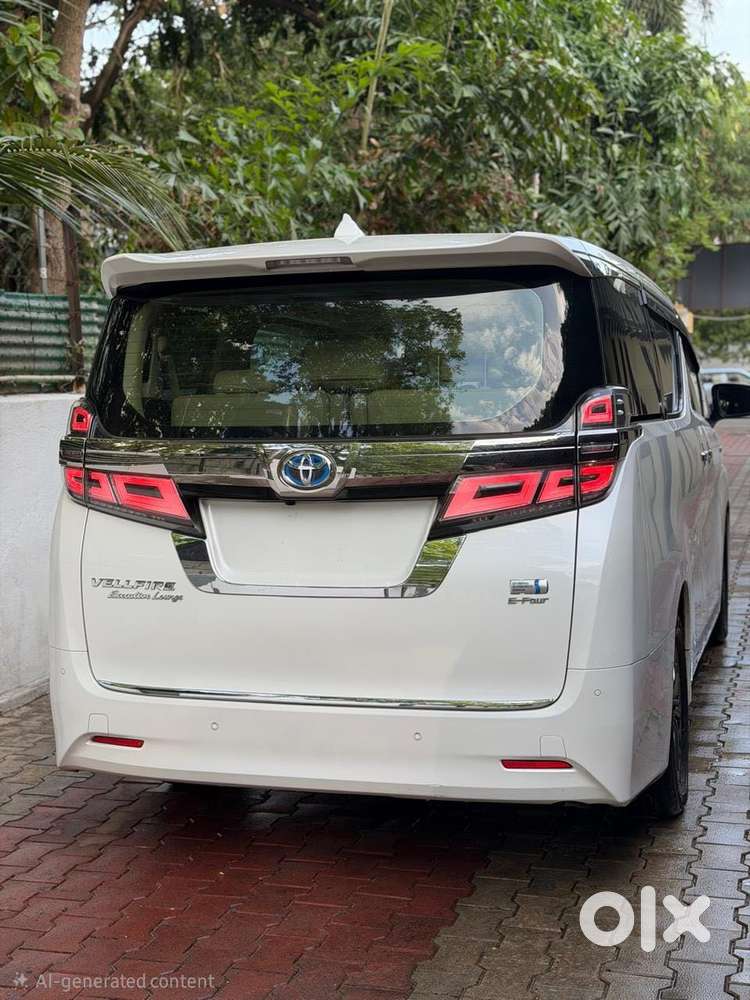 Toyota Vellfire 2.5 Executive Lounge, 2025, Petrol