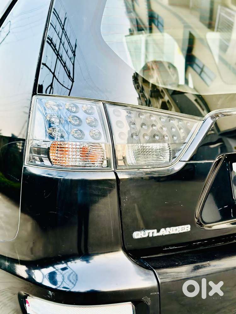 Mitsubishi Outlander 2.4 Cvt, 2011, Petrol