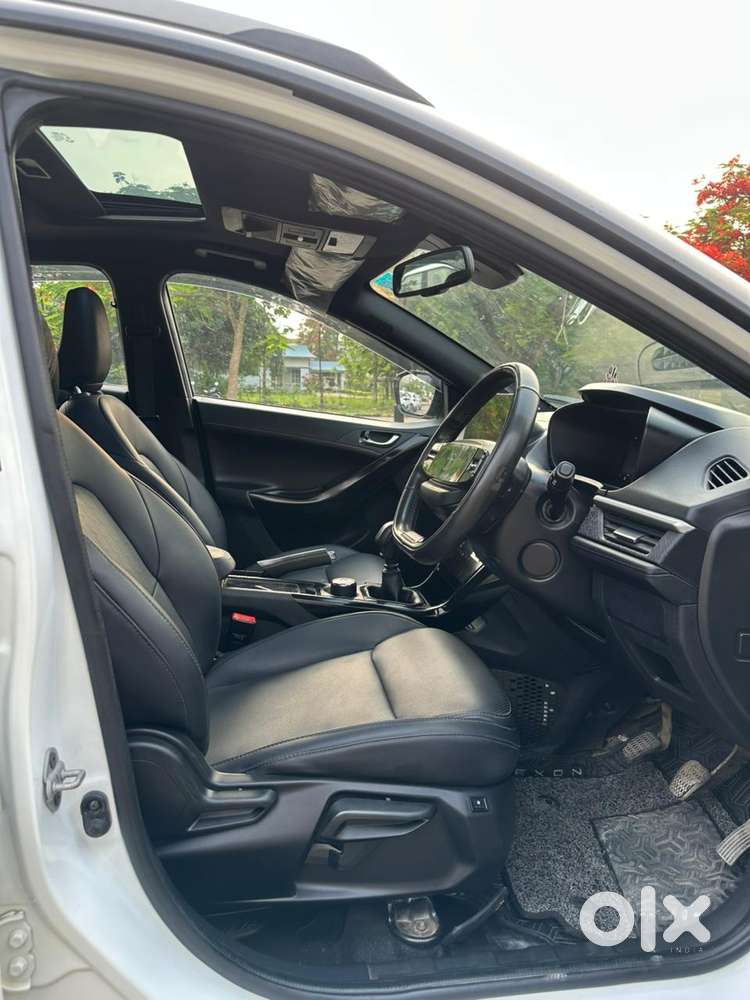 Tata Nexon Fearless Plus S 1.2 Revotron Petrol 6mt Dt, 2024, Petrol