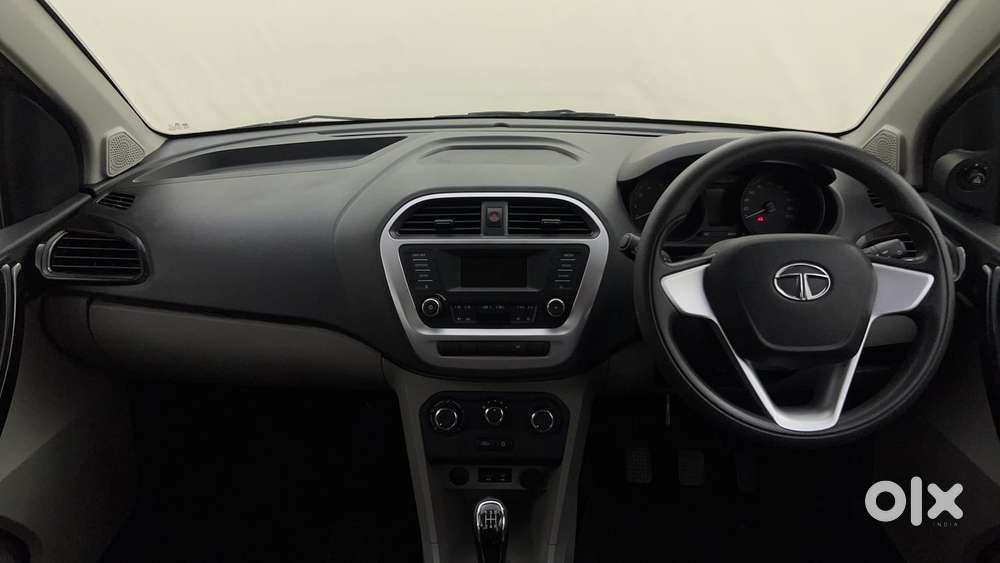 Tata Tiago 1.2 Revotron Xt, 2016, Petrol