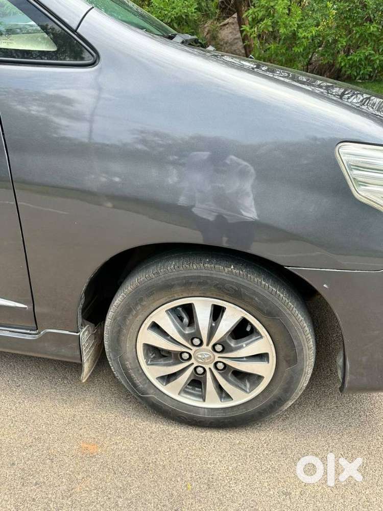 Toyota Innova 2.5 Zx 7 Str Bs-iv, 2015, Diesel