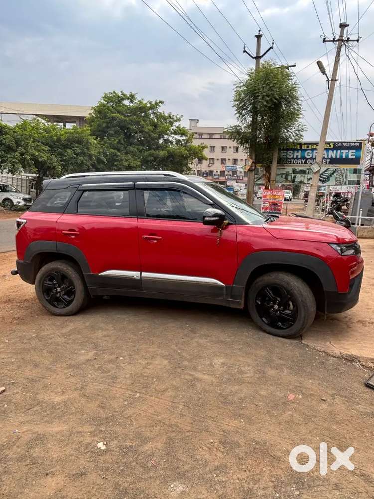 Maruti Suzuki Brezza 2024 Petrol Well Maintained