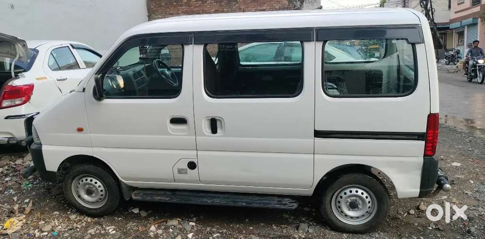Maruti Suzuki Eeco Smiles 2025