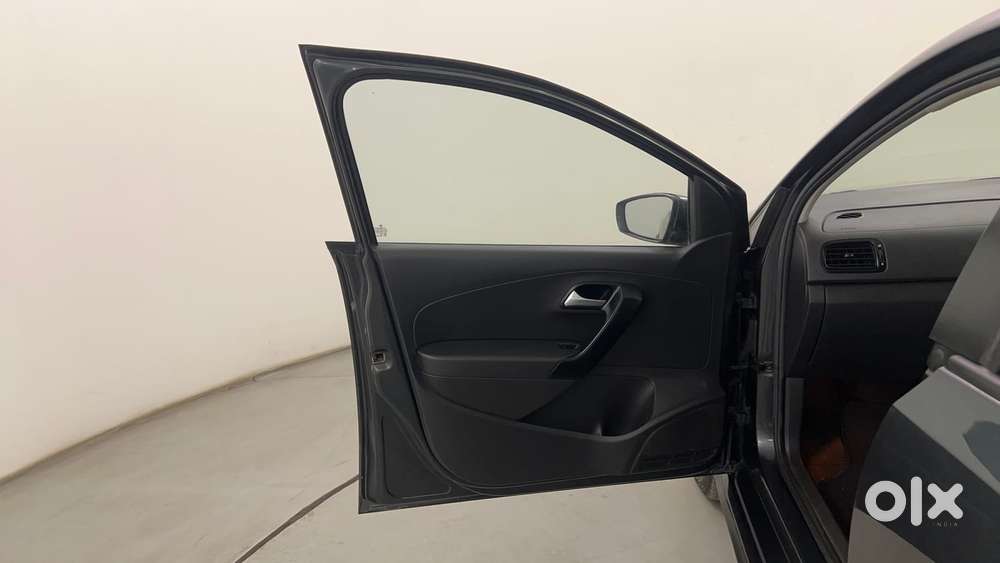 Volkswagen Polo 1.0 Tsi Comfortline At, 2021, Petrol
