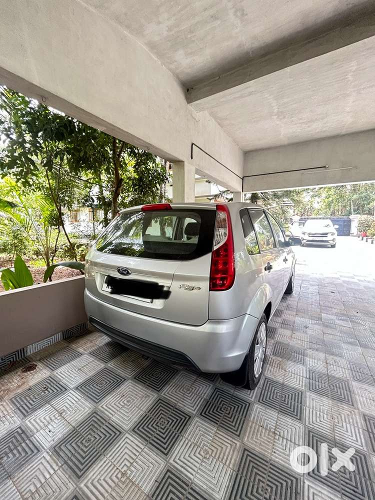 Ford Figo Petrol 2010