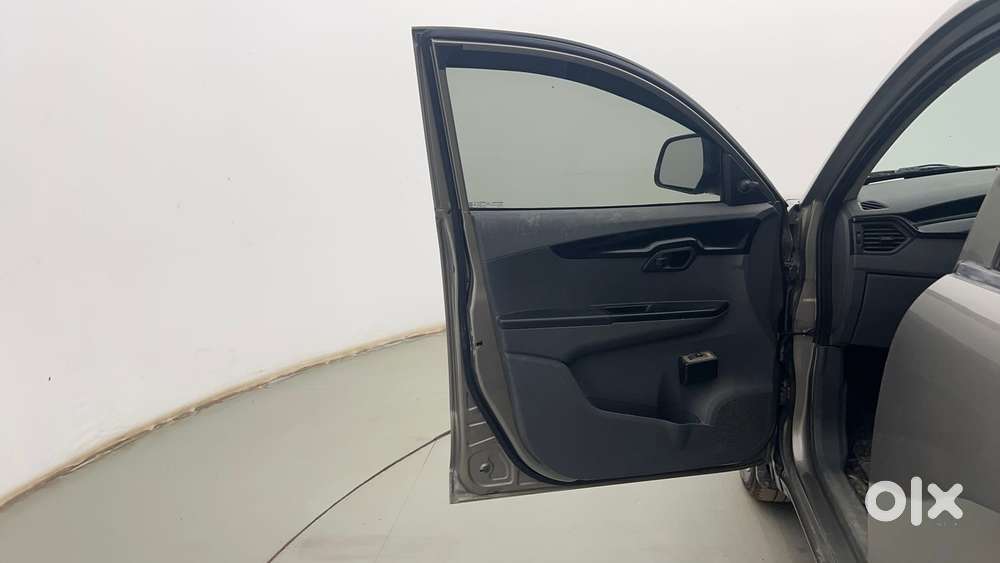 Mahindra Kuv100 Nxt 1.2 K2 Diesel 6 Str, 2017, Petrol