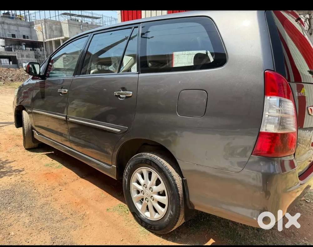 Toyota Innova Diesel 2013 7 Str