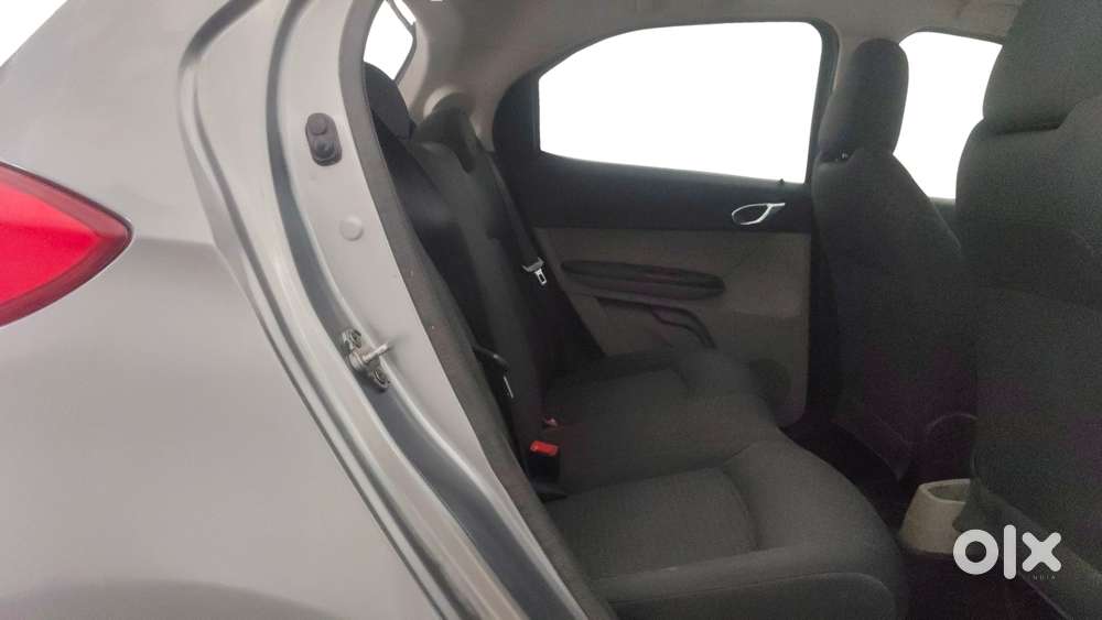 Tata Tiago 1.2 Revotron Xz, 2018, Petrol