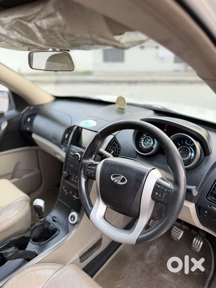 Mahindra Xuv500 2.2 W10 Sportz Edition Mt, 2015, Diesel