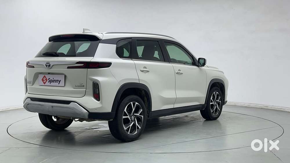 Toyota Urban Cruiser Hyryder 1.5 V Hybrid, 2023, Cng & Hybrids