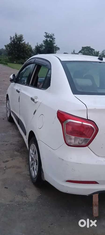 Hyundai Xcent 2015 Car