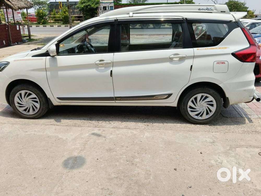 Maruti Suzuki Ertiga Vxi Abs Bs Iv, 2024, Petrol