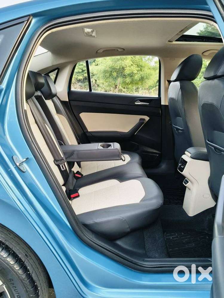 Skoda Slavia Style 1.0l Tsi Mt, 2022, Petrol