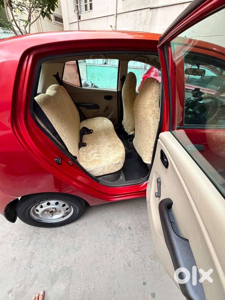 HYUNDAI i10 ERA 2011 | 1st Owner | 45,650 KM | Petrol Manual,Refreshed