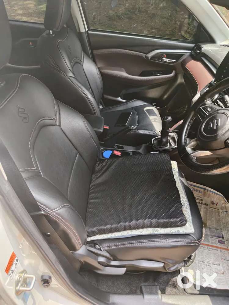 Maruti Suzuki Grand Vitara 1.5 Zeta Petrol Manual Transmission