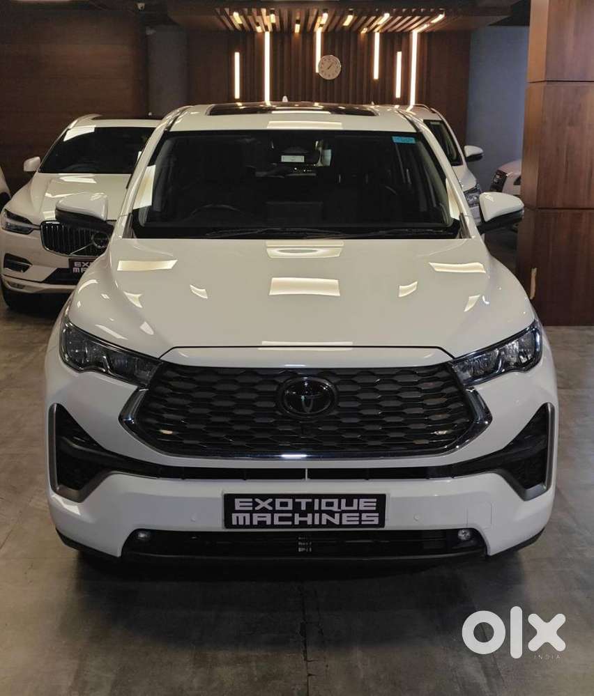 Toyota Innova Hycross 2.0 Zx (o) Hybrid 7 Str, 2024, Petrol