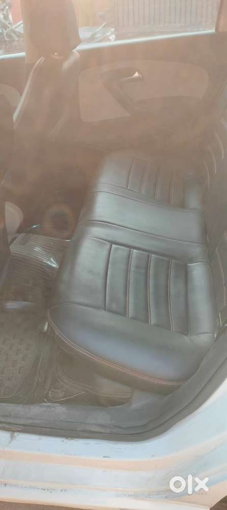 Volkswagen Polo 2009-2013 Petrol Highline 1.6l, 2011