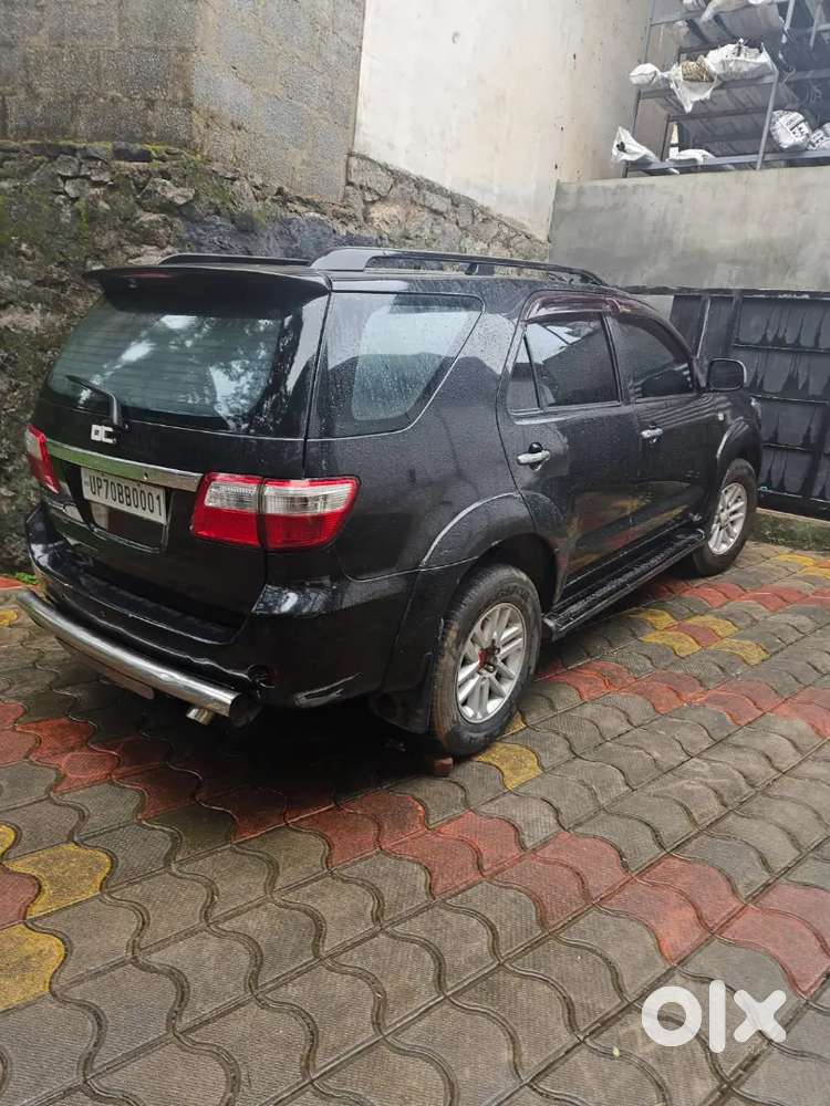 Toyota Fortuner 2010 Diesel