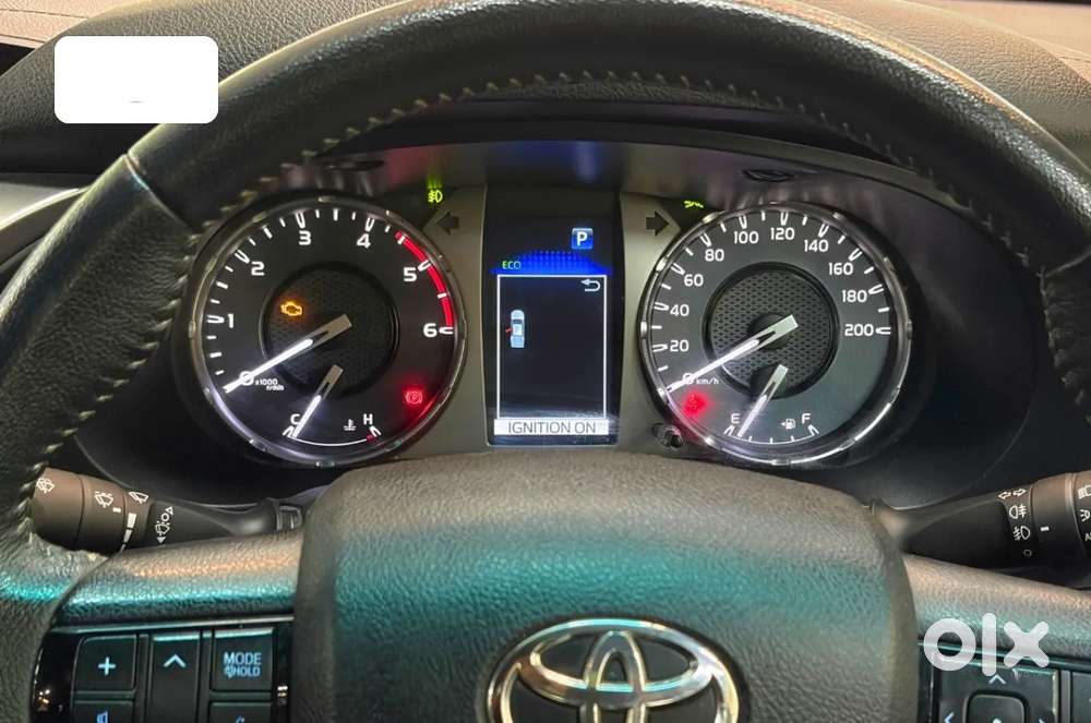 Toyota Hilux 2.8 High 4x4 Mt, 2023, Diesel
