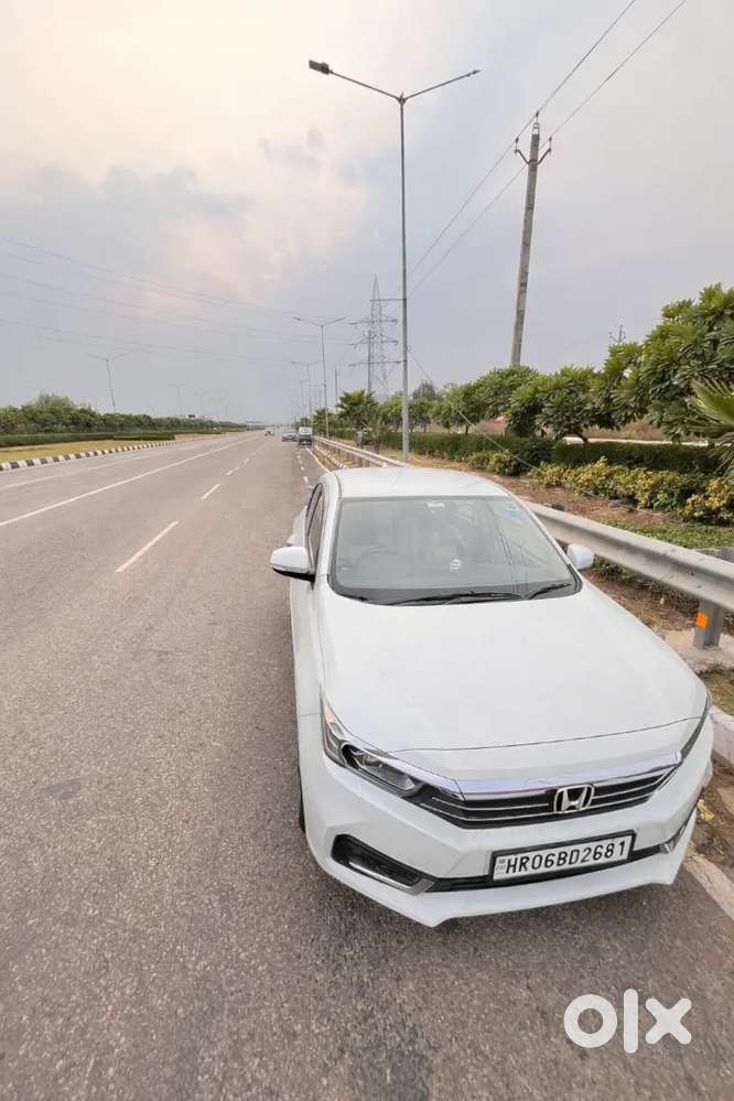 Honda Amaze 2023 Petrol Well Maintained