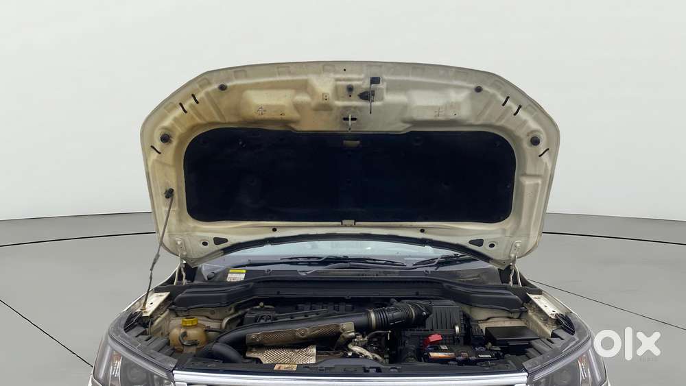 Mahindra Xuv300 W8 Option Diesel, 2023, Diesel