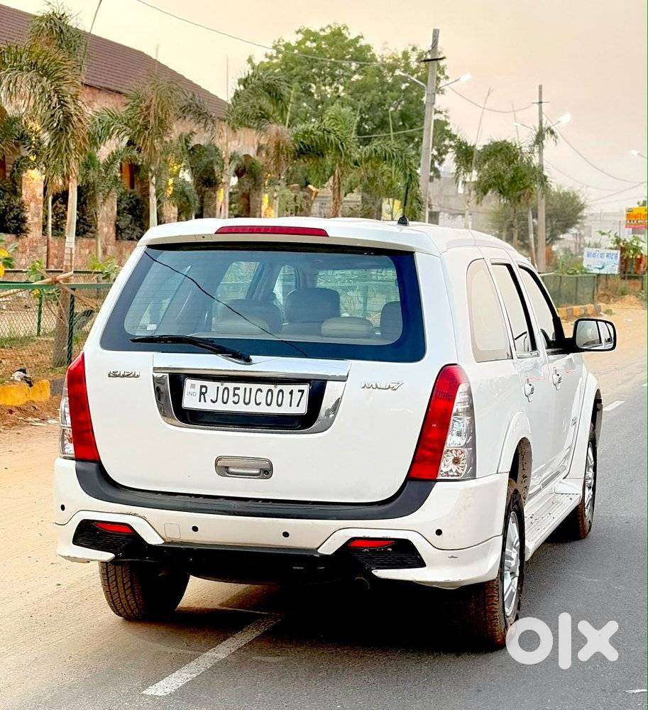 Isuzu Mu 7 4x2 Hipack, 2015, Diesel