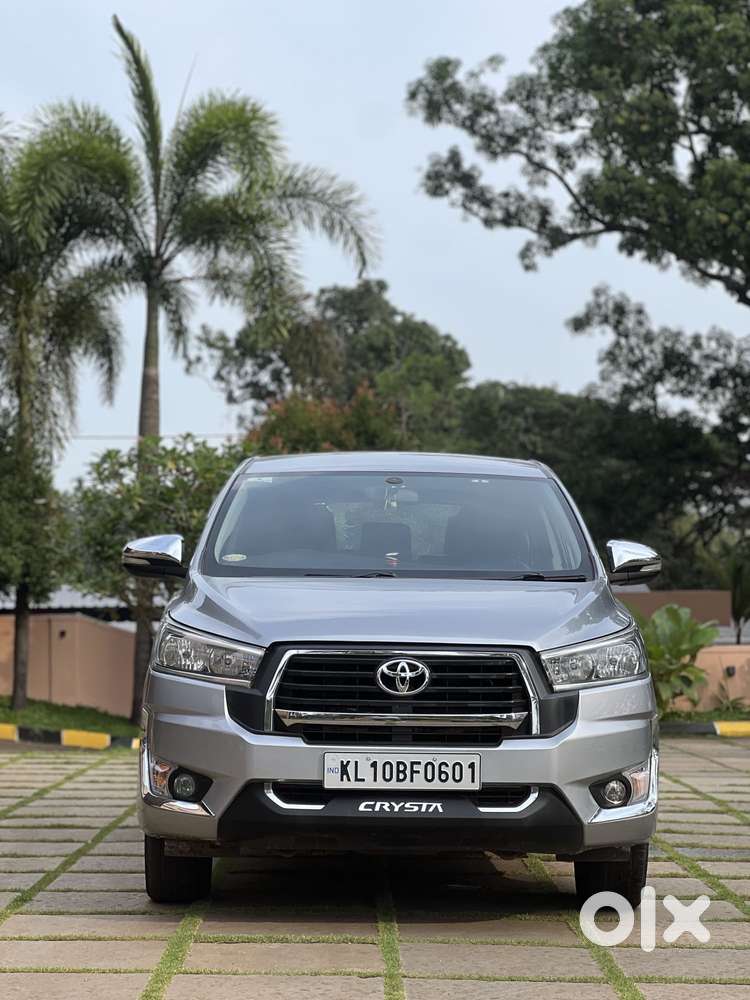 Toyota Innova Crysta 2.4 Gx Mt, 2016, Diesel