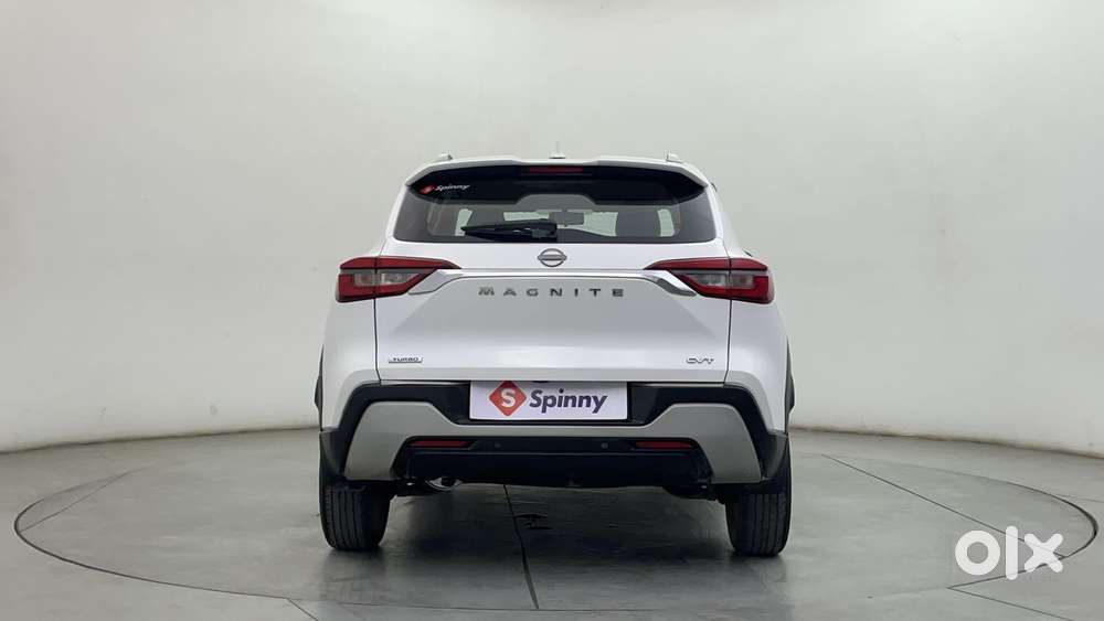 Nissan Magnite 1.0 Xv Premium Turbo Cvt, 2023, Petrol