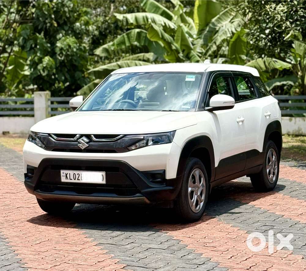 Maruti Suzuki Brezza 1.5 Vxi Smart Hybrid, 2022, Petrol