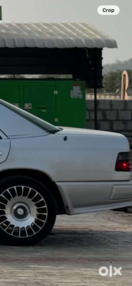 Mercedes-benz W124 E220 Petrol Telco