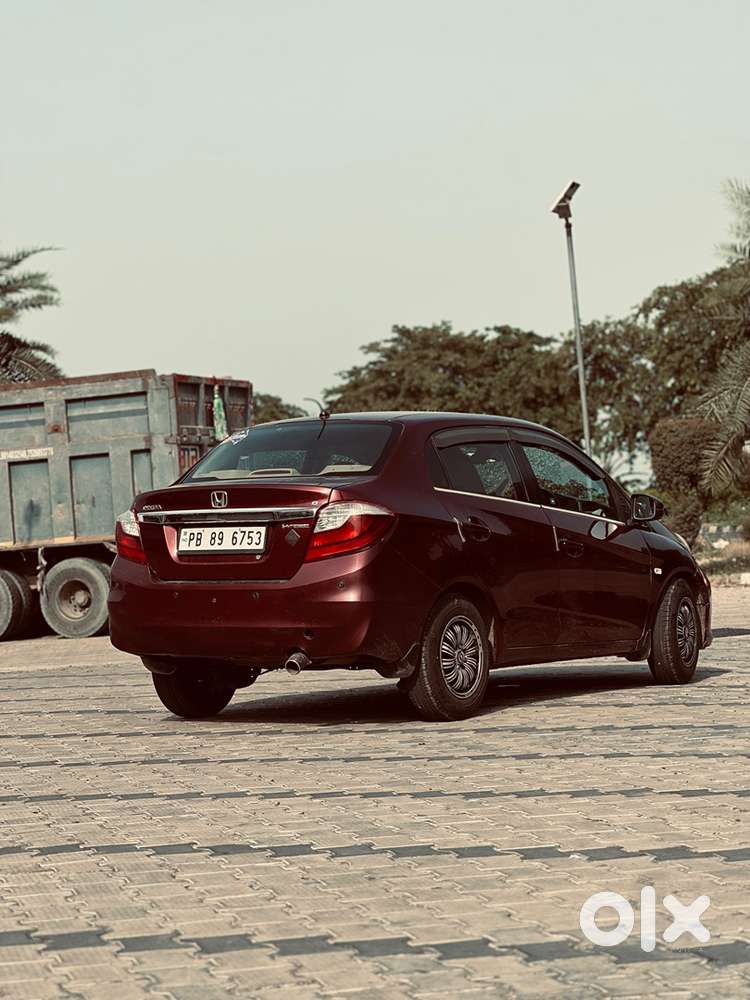 Honda Amaze 2018 Petrol Well Maintained