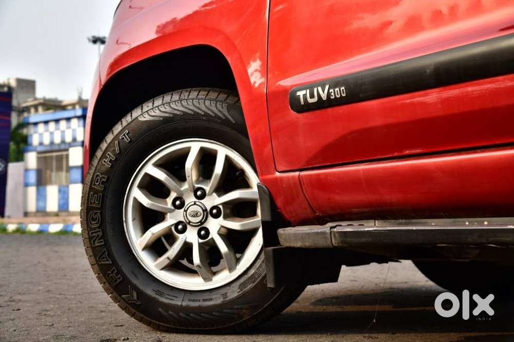 Mahindra Tuv 300 T8 Amt, 2017, Diesel