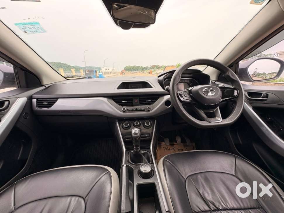 Tata Nexon 1.2 Revotron Xm (s), 2020, Petrol