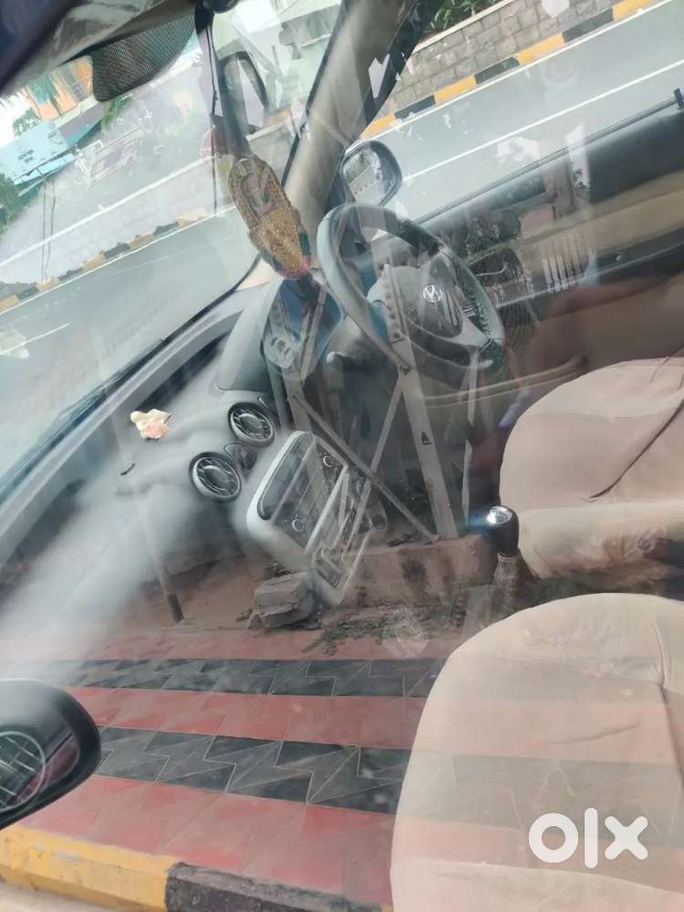 Hyundai Santro Xing 2011 Lpg 74396 Km Driven